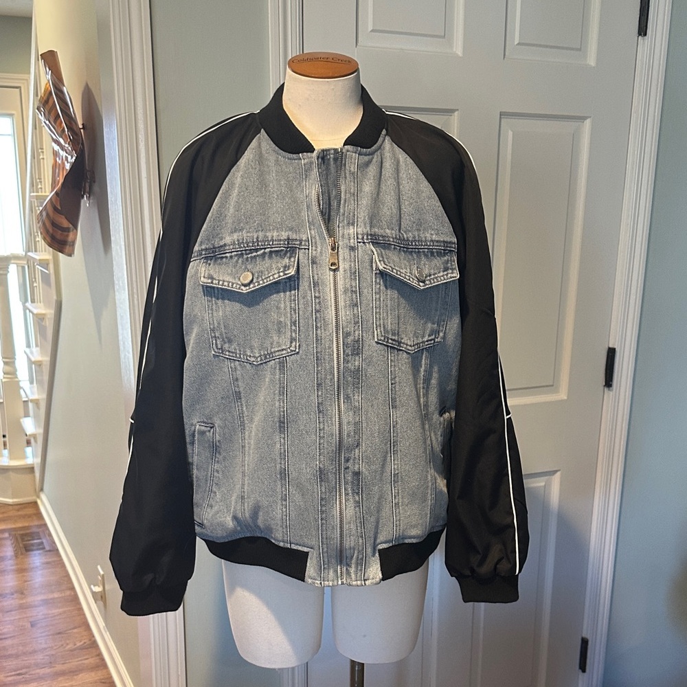 NWT Avec Les Filles Denim Jean Bomber Jacket Black Raglan Sleeves Sz Large